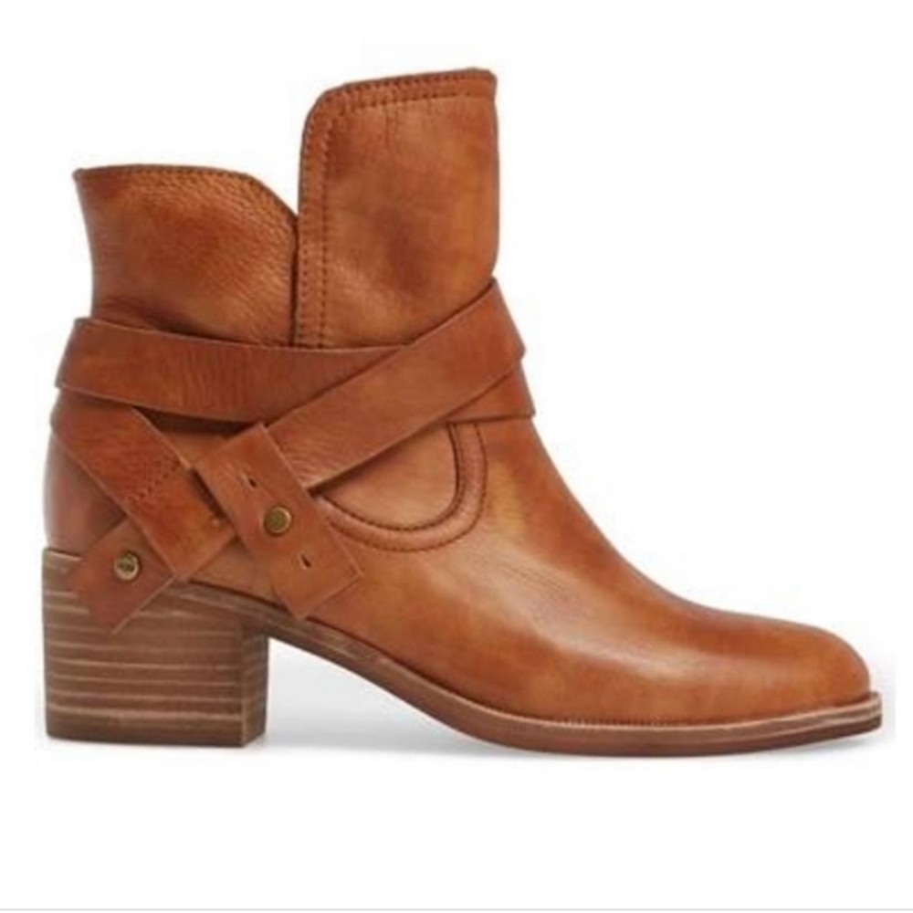 Ugg Elora Chestnut Boots